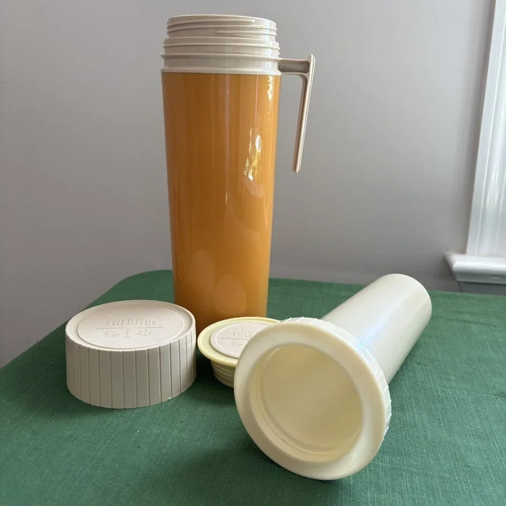 THERMOS KING Seeley Wide Mouth 24 OZ Yellow 7402 Removable Liner Stopper Vintage